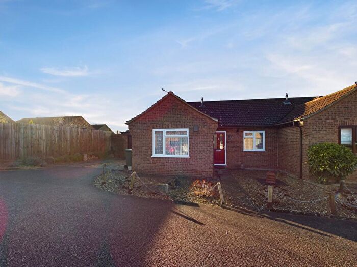 2 Bedroom Semi-Detached Bungalow For Sale In Wayland Walk, Downham Market, PE38