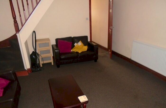 4 Bedroom Property To Rent In Tiverton Road, Selly Oak, Birmingham, B29