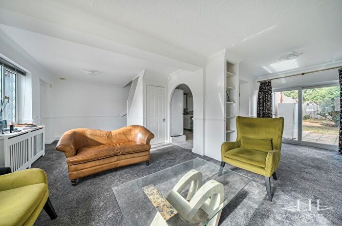 3 Bedroom Terraced House For Sale In Rural Close, Hornchurch, RM11