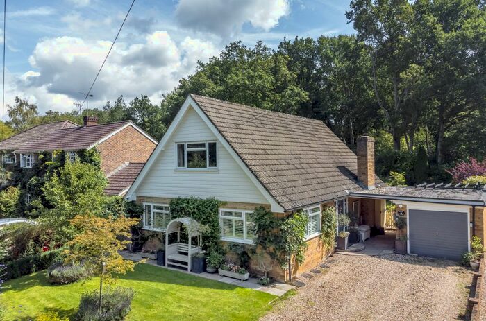 4 Bedroom Detached House For Sale In Well Cottage, Dipley Common, Hook, Hampshire, RG27