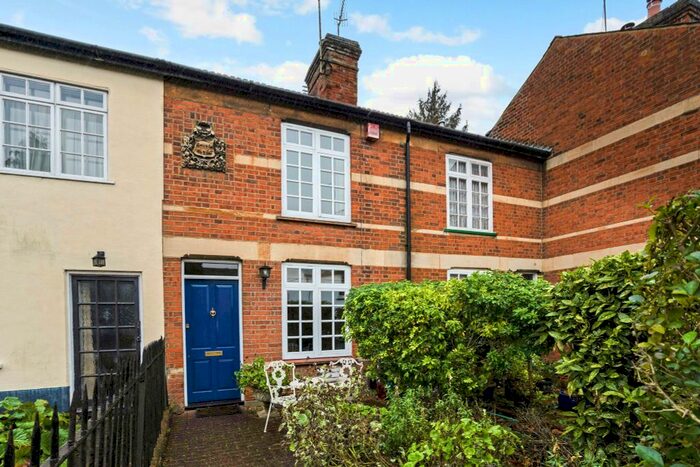 2 Bedroom Terraced House For Sale In Bury Lane, Rickmansworth, WD3