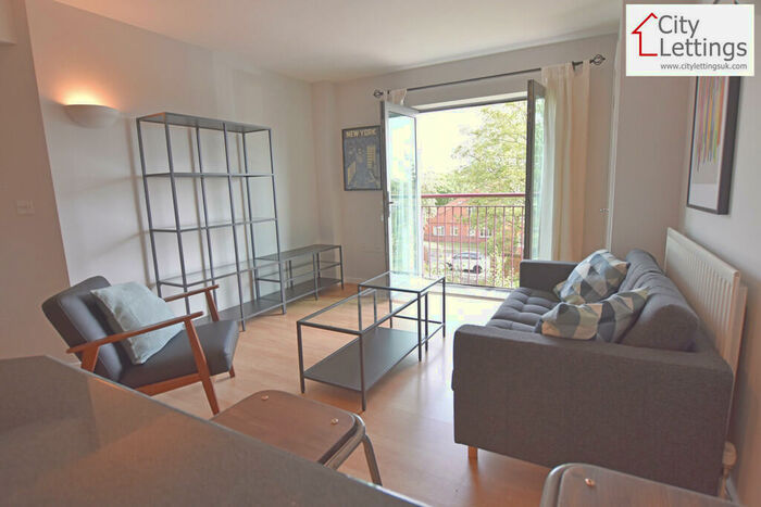 2 Bedroom Apartment To Rent In Portland Square, Arboretum, NG7
