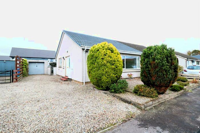 2 Bedroom Semi-Detached Bungalow For Sale In Mossmill Park, Mosstodloch, IV32