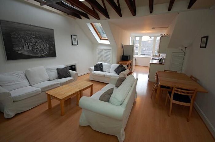 4 Bedroom Flat To Rent In Hanover Street, New Town, Edinburgh, EH2