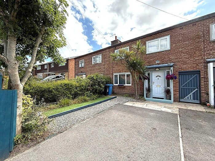 3 Bedroom Semi-Detached House For Sale In Dale Valley Road, Oakdale, Poole, BH15