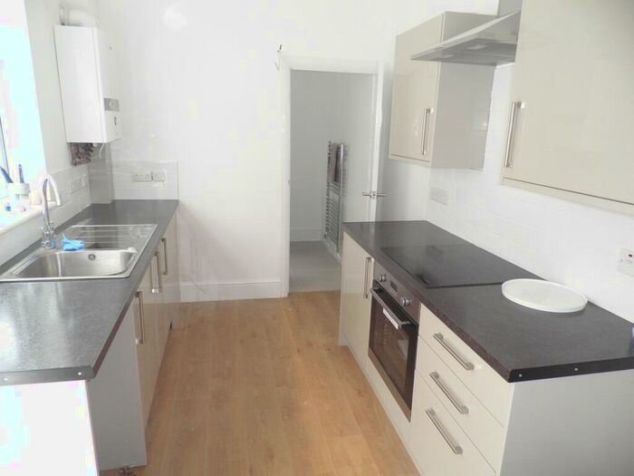 3 Bedroom House To Rent In Southampton Road, Northampton, NN4