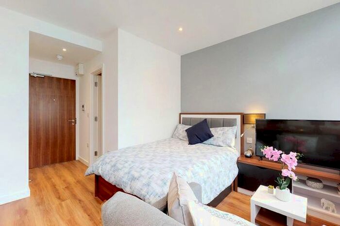 Studio To Rent In Water Street, Liverpool, L2