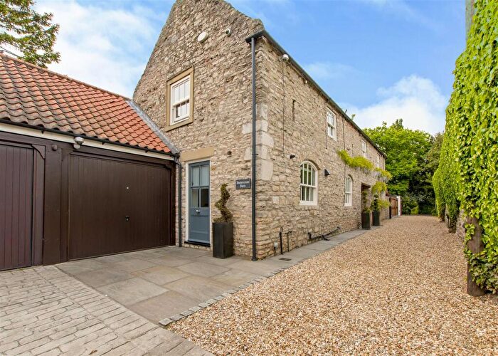 2 Bedroom Barn Conversion To Rent In Sunderland Street, Tickhill, Doncaster, DN11