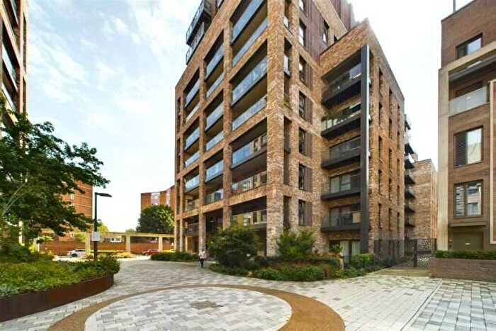 1 Bedroom Flat For Sale In Paynter House, Shipbuilding Way, London, Greater London, E13