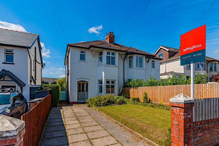 3 Bedroom Property For Sale In Redlands Road, Penarth, CF64