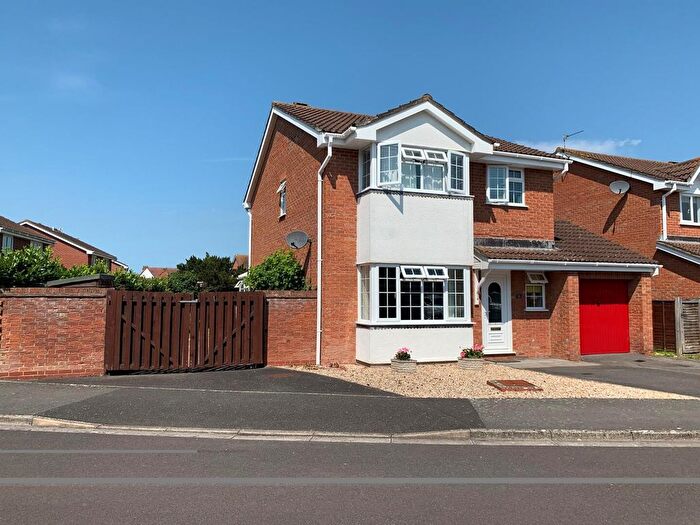 4 Bedroom Detached House For Sale In Finches Way, Burnham-On-Sea, TA8