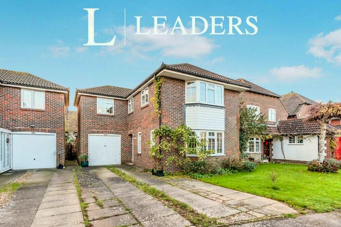 4 Bedroom Detached House To Rent In The Dell, Angmering, BN16