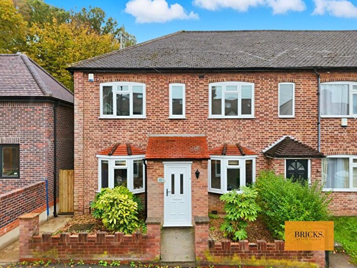 4 Bedroom Property For Sale In Forest Drive, Woodford Green, IG8