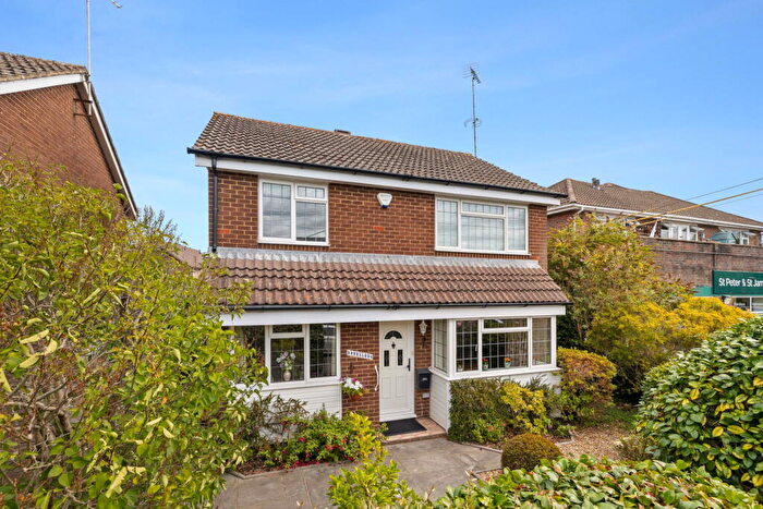 3 Bedroom Detached House For Sale In Lewes Road, Lindfield, West Sussex, RH16