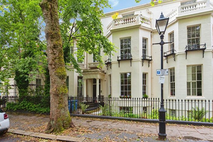 2 Bedroom Flat For Sale In Falkner Square, Liverpool, Merseyside, L8