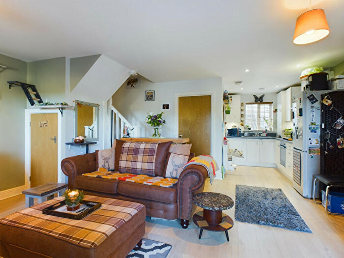 2 Bedroom End Of Terrace House To Rent In Deerleap Lane, Rowland's Castle, PO9
