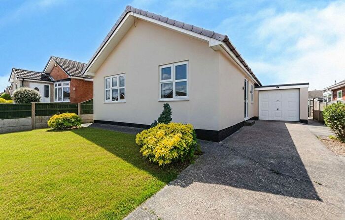 3 Bedroom Detached Bungalow For Sale In Keats Avenue, Sutton In Ashfield, Nottinghamshire, NG17