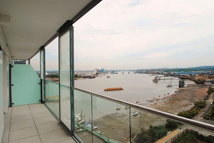 1 Bedroom Flat To Rent In City Peninsula, Barge Walk, London, SE10