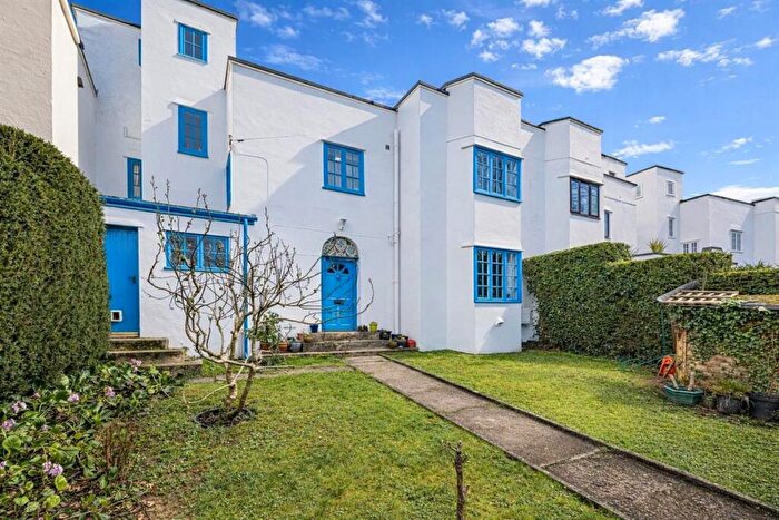 5 Bedroom Terraced House For Sale In Pwll-y-Myn Crescent, Peterston-super-Ely, Cardiff, CF5
