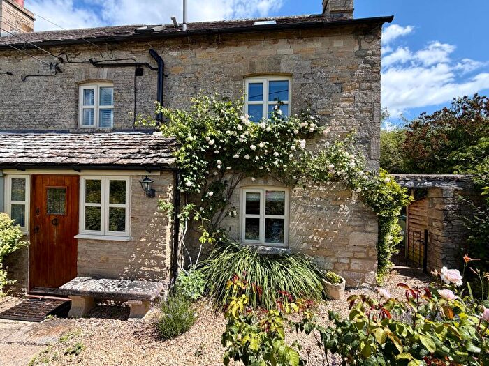3 Bedroom Cottage For Sale In Mawley Road, Quenington, GL7