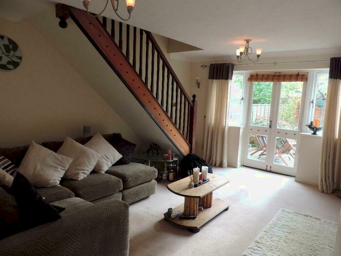 2 Bedroom Semi-Detached House To Rent In Beck Way, Thurlby, PE10