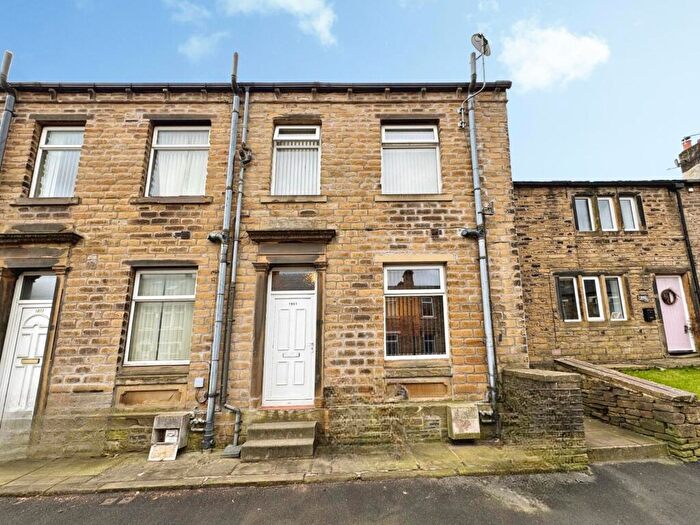 1 Bedroom Terraced House To Rent In Manchester Road, Linthwaite, Huddersfield, West Yorkshire, HD7