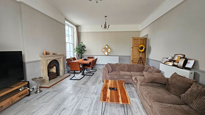 1 Bedroom Flat To Rent In Westhill Road, Torquay, TQ1