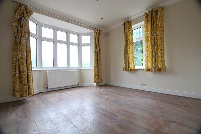 5 Bedroom Property To Rent In Heston Road, Hounslow, TW5