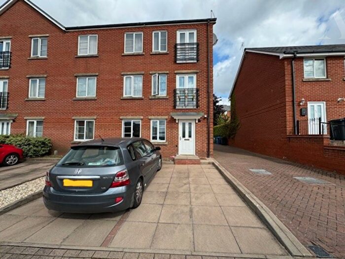 2 Bedroom Flat To Rent In Staff Way, Birmingham, West Midlands, B23