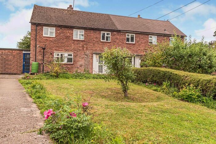 3 Bedroom Semi-Detached House For Sale In The Crescent, Ardeley, Stevenage, Hertfordshire, SG2