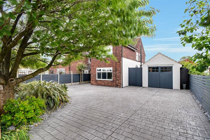 3 Bedroom Semi-Detached House For Sale In Gainsborough Lane, Scawby, Brigg, DN20