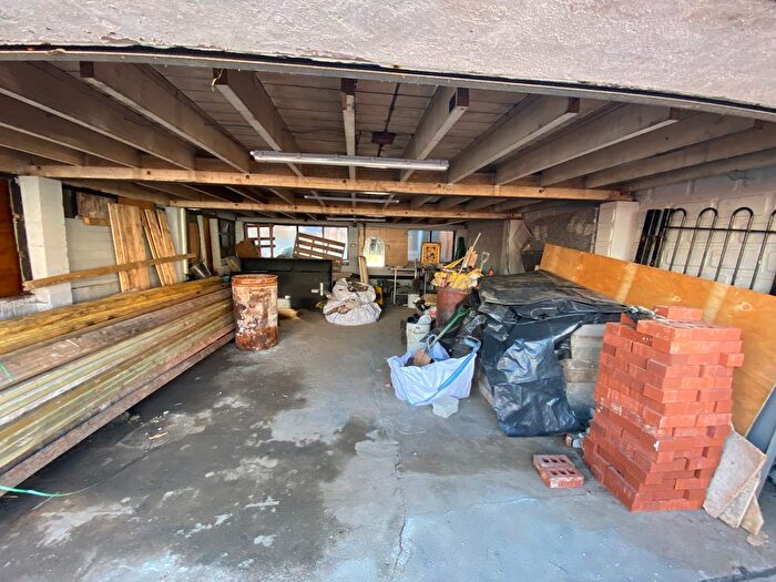 Garage / Parking To Rent In Rotton Park Road, Birmingham, B16