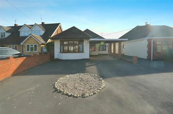 3 Bedroom Bungalow To Rent In Swan Lane, Wickford, Essex, SS11