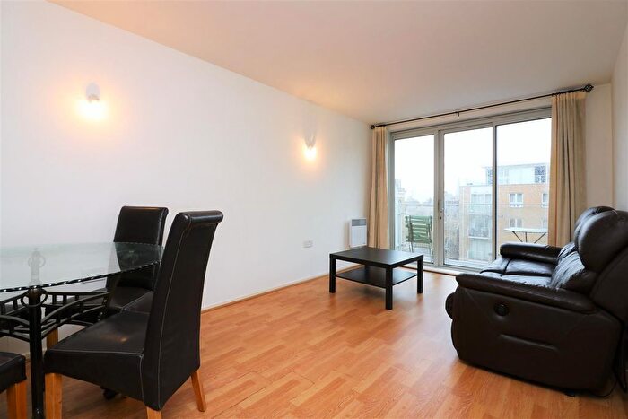 1 Bedroom Flat To Rent In Adriatic Building, Narrow Street, Limehouse, London, E14