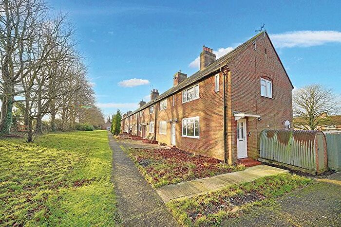 2 Bedroom End Of Terrace House For Sale In North Drive, Harwell, Didcot, OX11