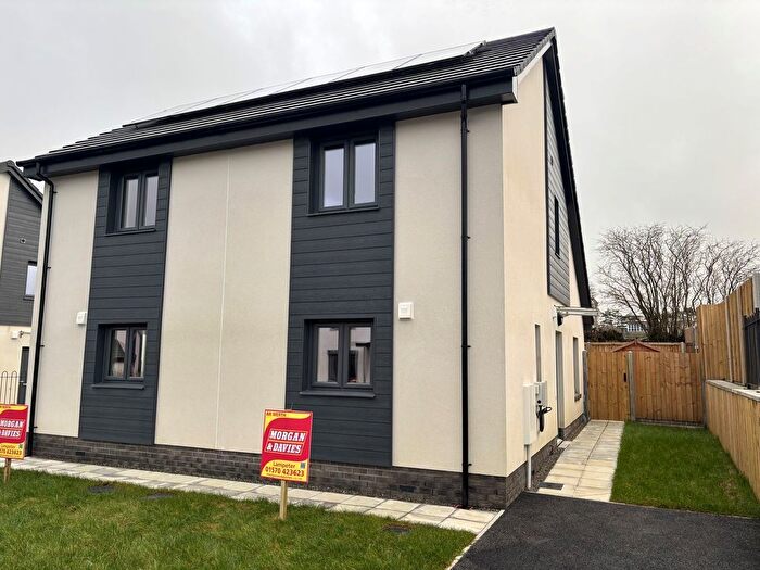 1 Bedroom Semi-Detached House For Sale In Heol Fferm Fila, Crymych, SA41