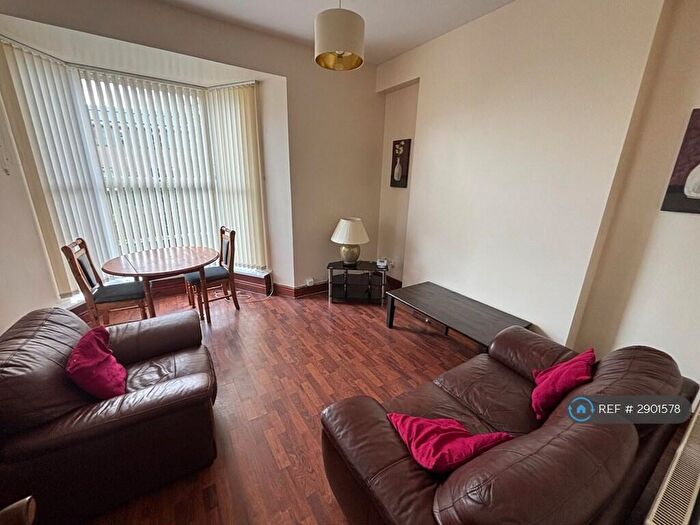 1 Bedroom Flat To Rent In Gore Terrace, Swansea, SA1