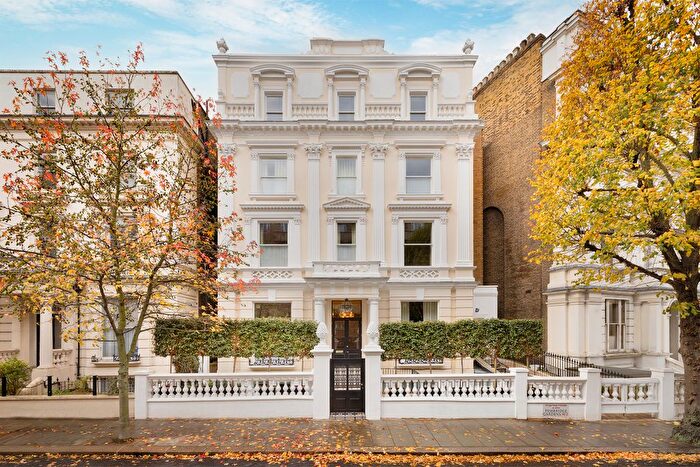 3 Bedroom Flat For Sale In Pembridge Gardens, Notting Hill, W2