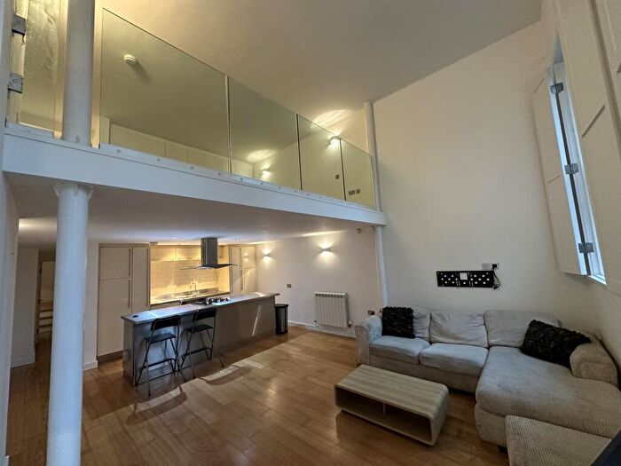 2 Bedroom Flat To Rent In Ullet Road, L8