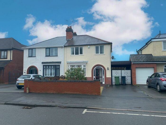 3 Bedroom Semi-Detached House To Rent In Penzer Street, Kingswinford, DY6