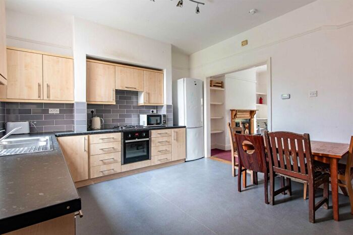 3 Bedroom Detached House To Rent In Arundel Street, NG7