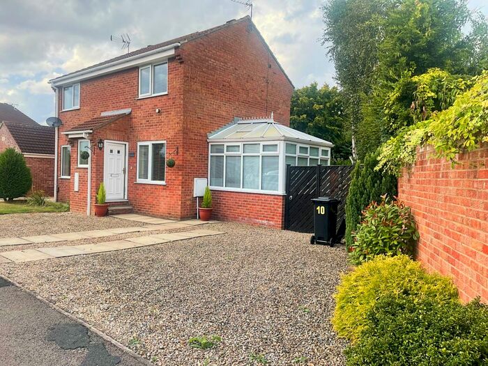 1 Bedroom Property To Rent In Lancaster Way, York, YO30