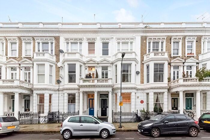 2 Bedroom Flat For Sale In Perham Road, West Kensington, W14