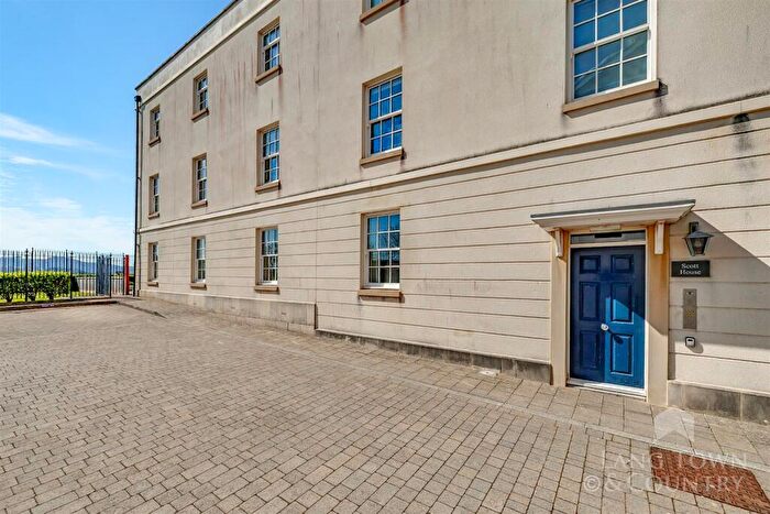 2 Bedroom Apartment To Rent In Flagstaff Walk, Plymouth, PL1