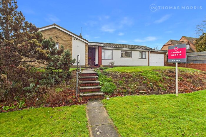 3 Bedroom Bungalow For Sale In Bushmead Road, Eaton Socon, St. Neots, Cambridgeshire, PE19
