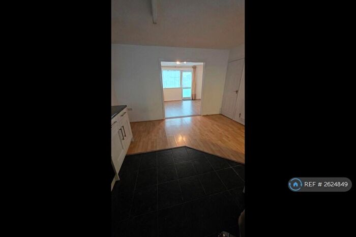 3 Bedroom Terraced House To Rent In Byron Gardens, Tilbury, RM18