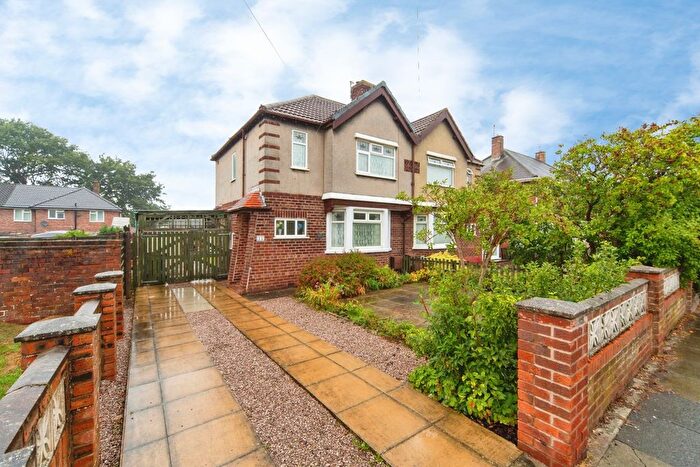2 Bedroom Semi Detached House For Sale In Mill Park Drive, Eastham, Wirral, CH62