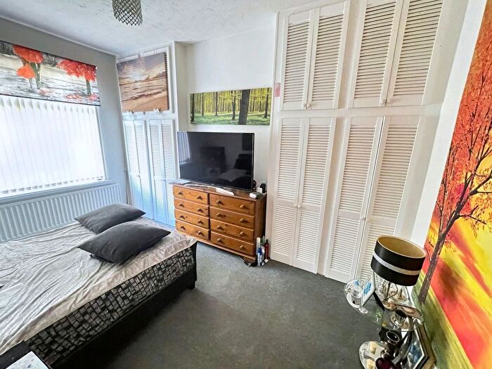2 Bedroom Flat For Sale In Canterbury Street, South Shields, NE33