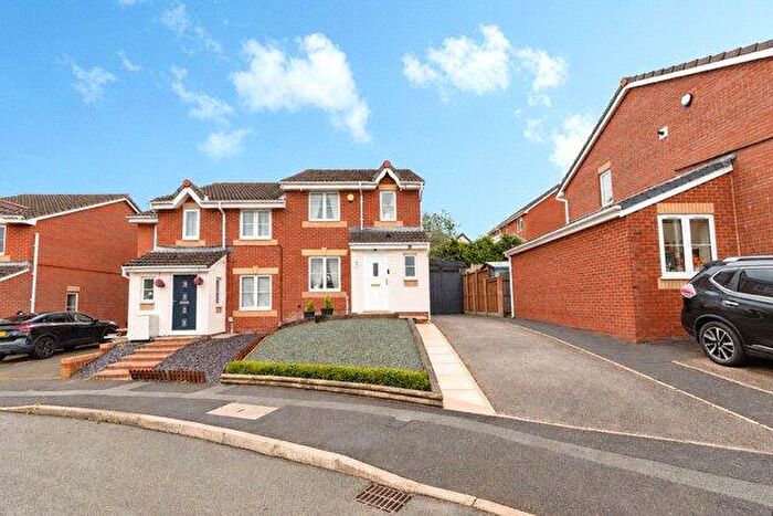 4 Bedroom Semi-Detached House For Sale In Redwood Drive, Chorley, Lancashire, PR7