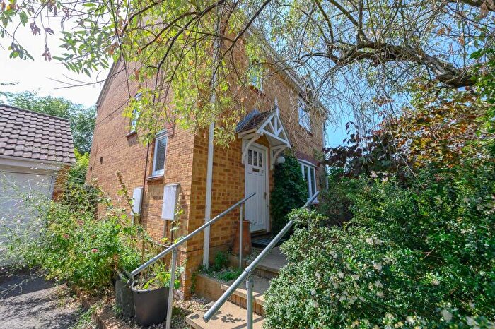 3 Bedroom Detached House For Sale In Elizabeth Way, Mangotsfield, Bristol, BS16